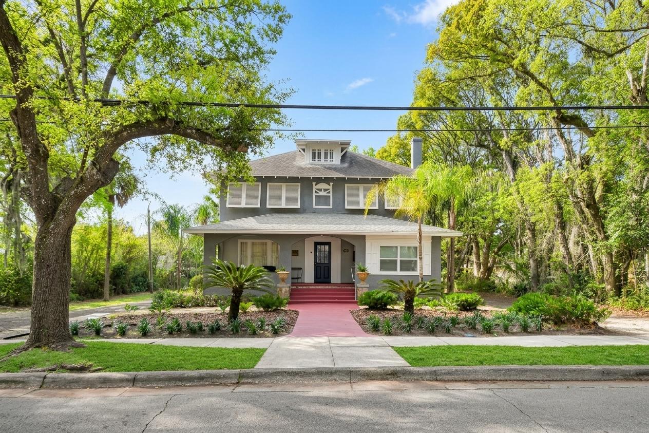 The Michigan House — DeLand, FL